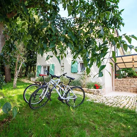 Holiday Home Mikula Krnica Exterior photo